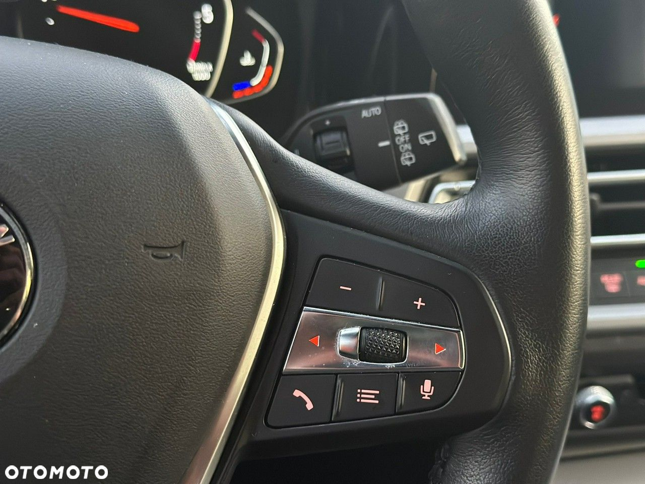 BMW Seria 3 318d Sport Line - 22