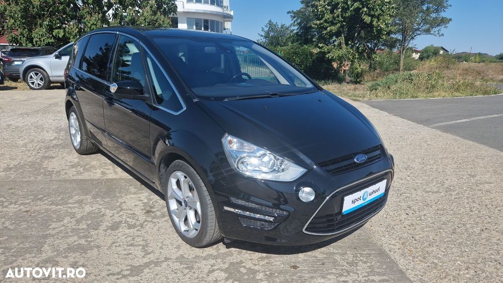 Ford S-Max - 13