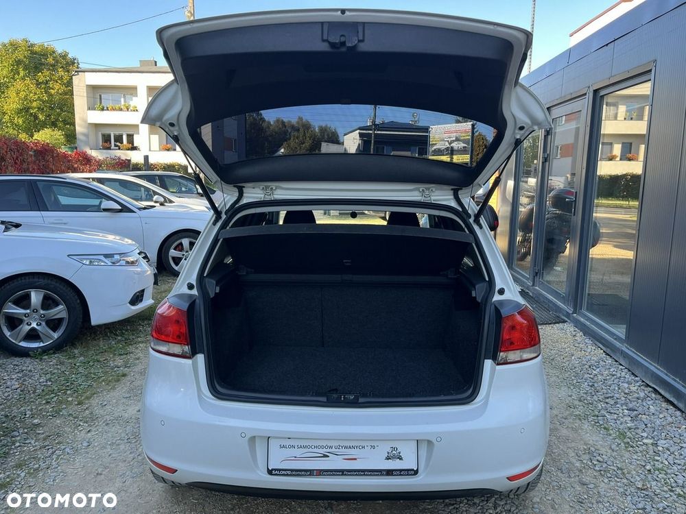 Volkswagen Golf - 25