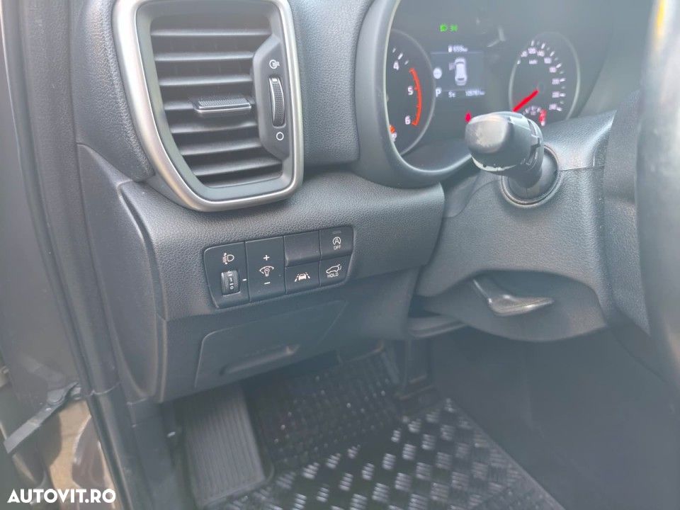 Kia Sportage 1.6 DSL 7DCT HP 4x2 Style - 22