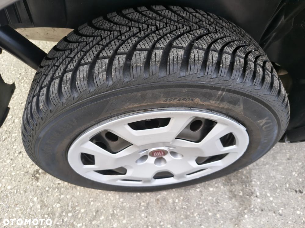 Fiat Doblo 1.4 16V Emotion - 10