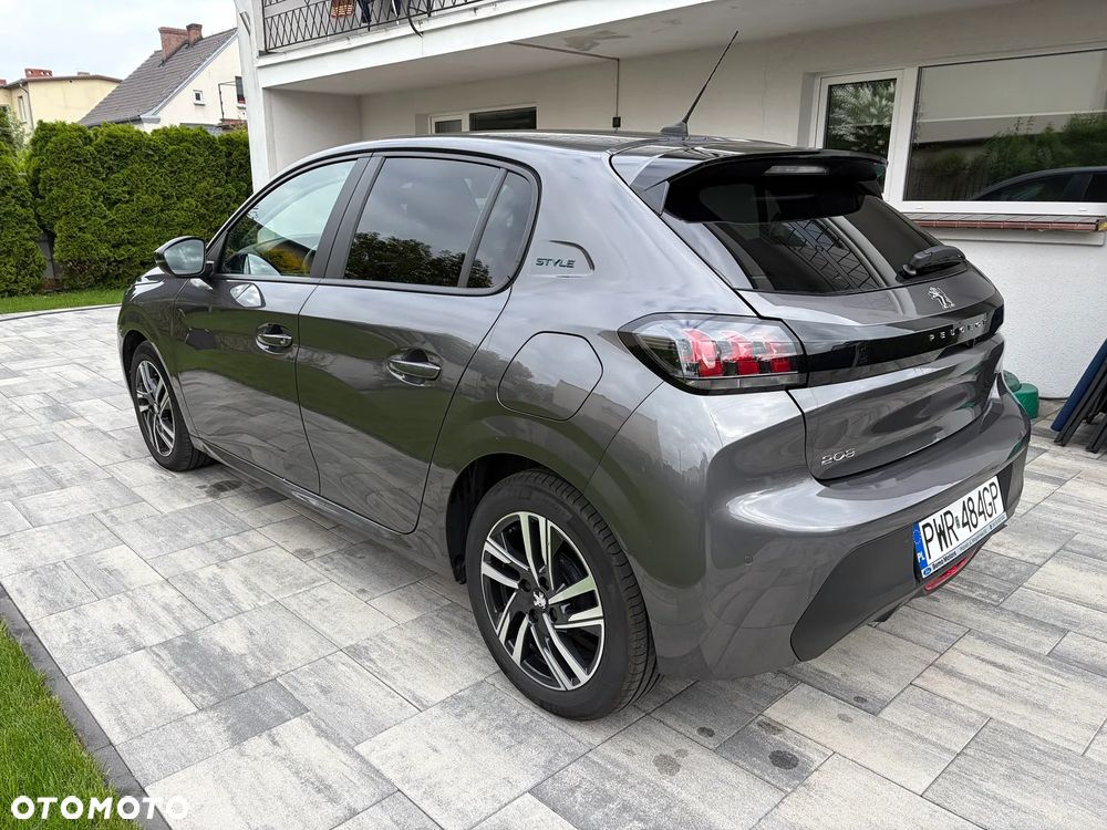 Peugeot 208 Benzin 100 Style - 3