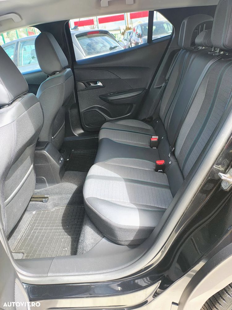 Peugeot 2008 1.5 BlueHDI 130 S&S EAT8 Allure - 18