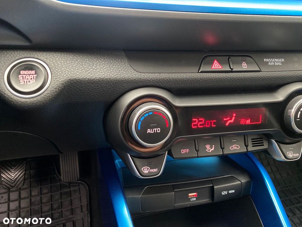 Kia Stonic - 22
