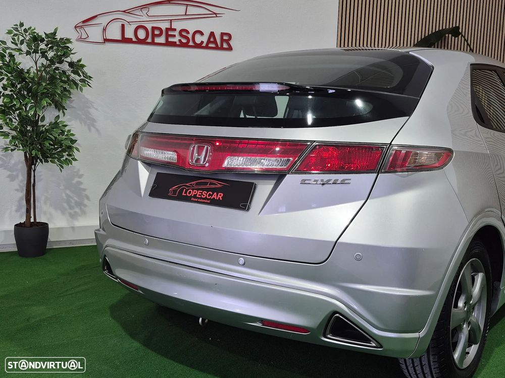 Honda Civic 1.4 i-VTEC Sport Edition - 6