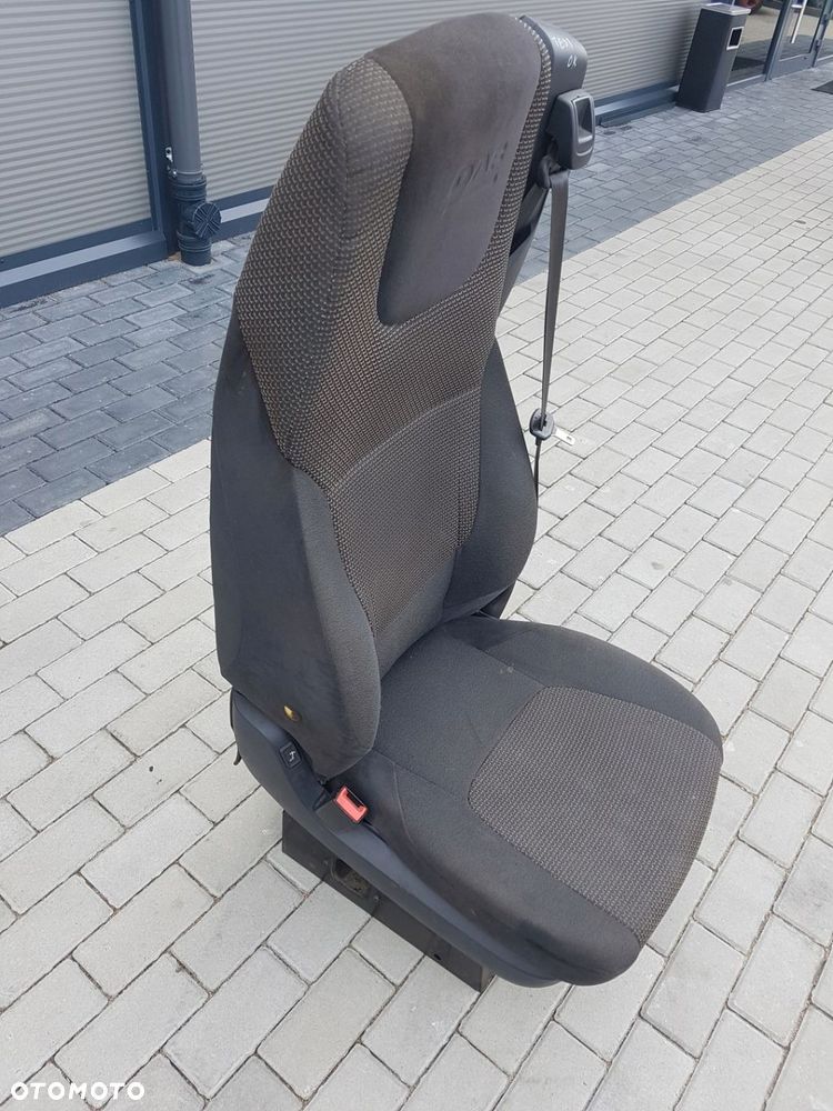 FOTEL SIEDZENIE LEWY KIEROWCY FULL OPCJA DAF XF 105 , 106 , CF EURO 6 - 4