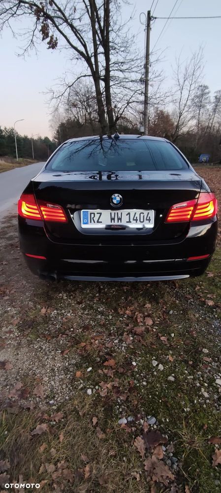 BMW Seria 5 520i - 7