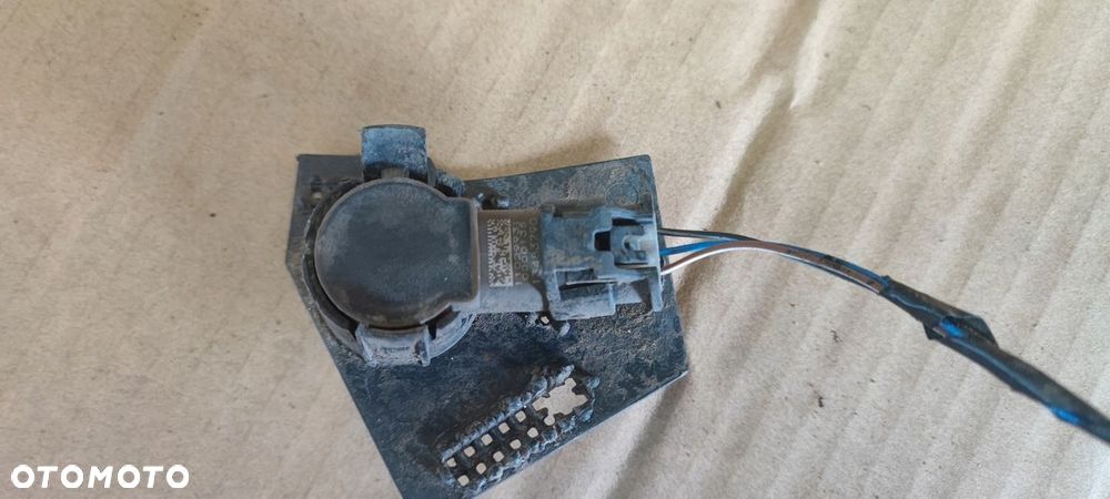 OPEL ASTRA V K CZUJNIKI PARKOWANIA PDC TYŁ  WIĄZKA INSTALACJA POD KAMERĘ - 2