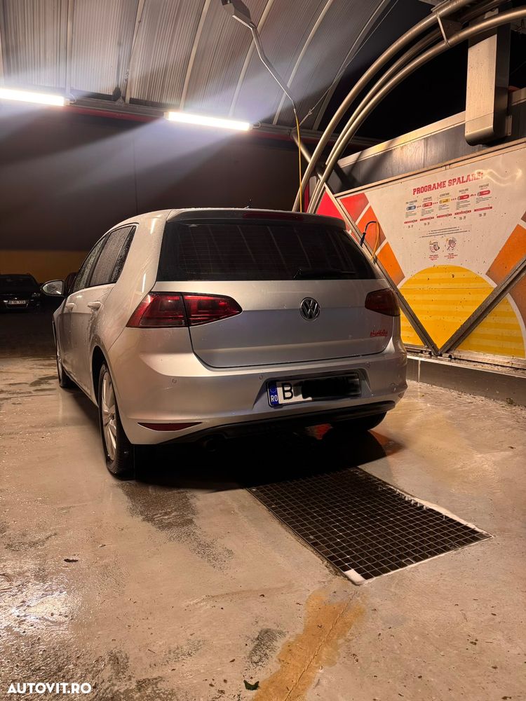 Volkswagen Golf - 3
