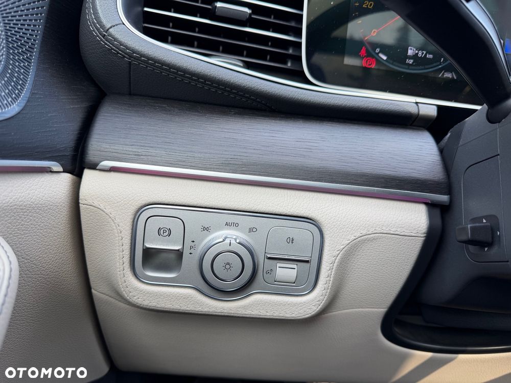 Mercedes-Benz GLE 400 d 4-Matic Executive - 17