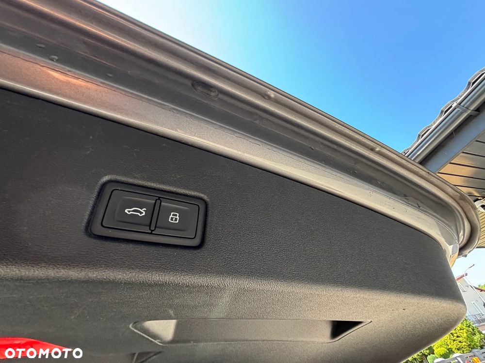 Audi Q4 e-tron 50 quattro - 23