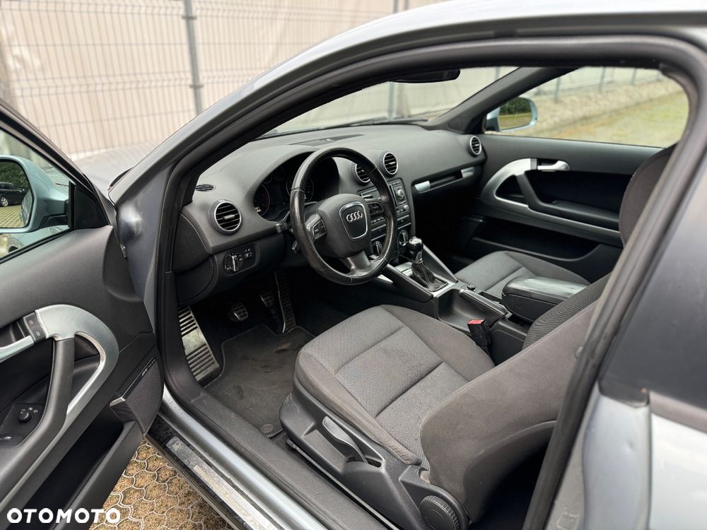 Audi A3 3-drzwiowe 2.0 TDI DPF Ambition - 13