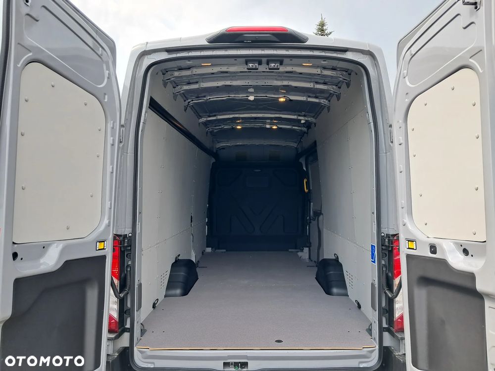 Ford Transit AWD Jumbo - 24