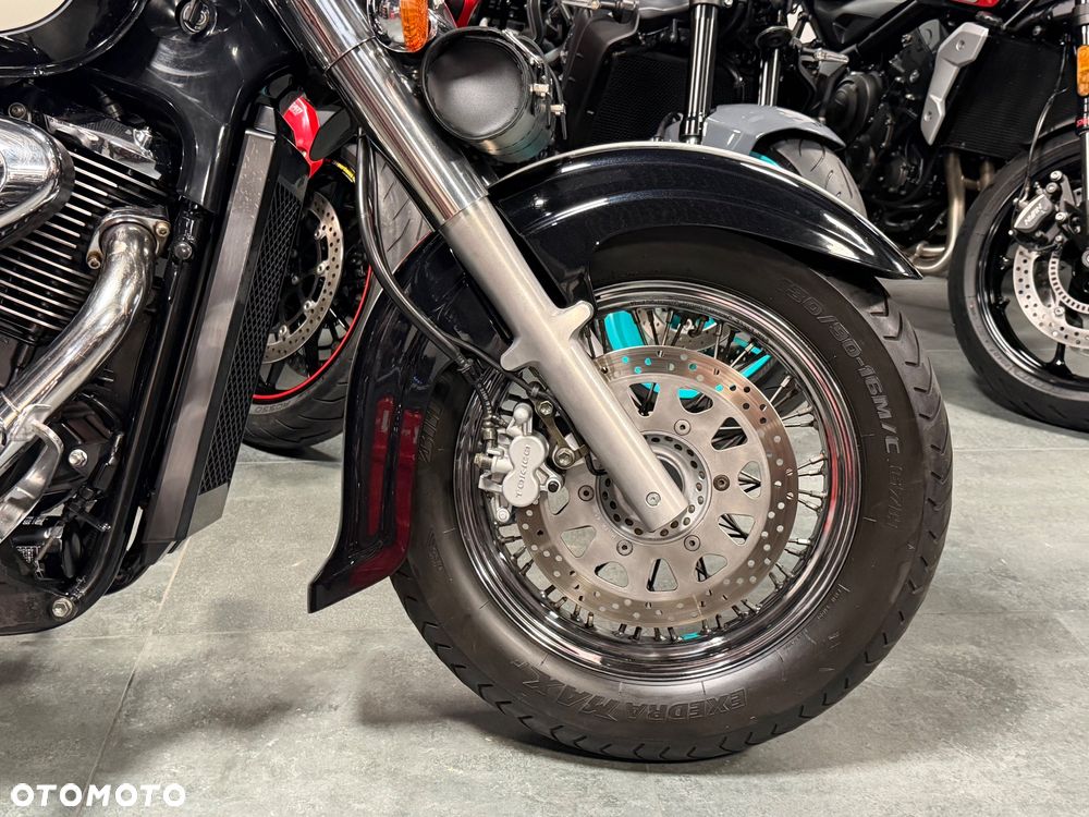 Suzuki VL 800 Volusia - 8