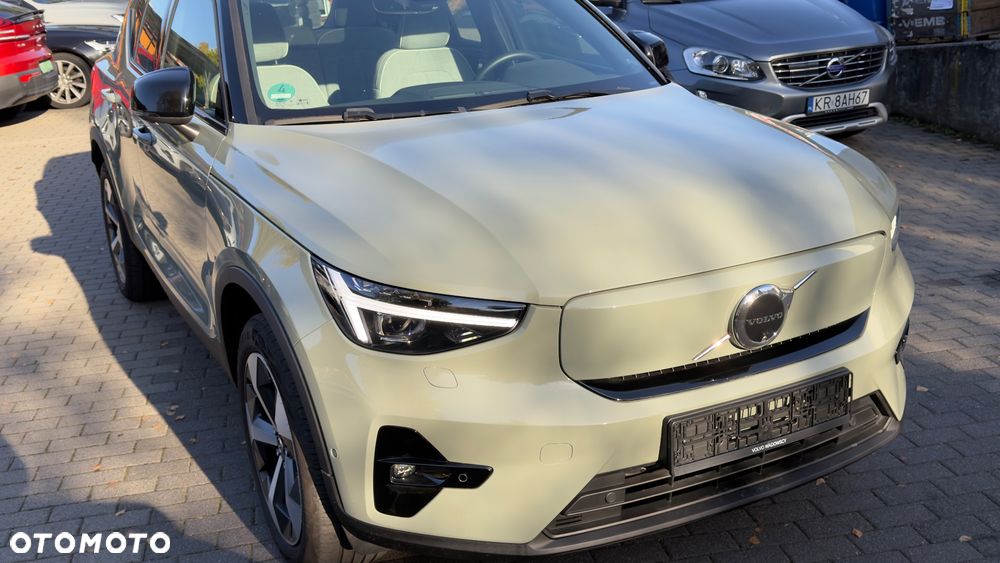 Volvo Ex40 2024 photo 4