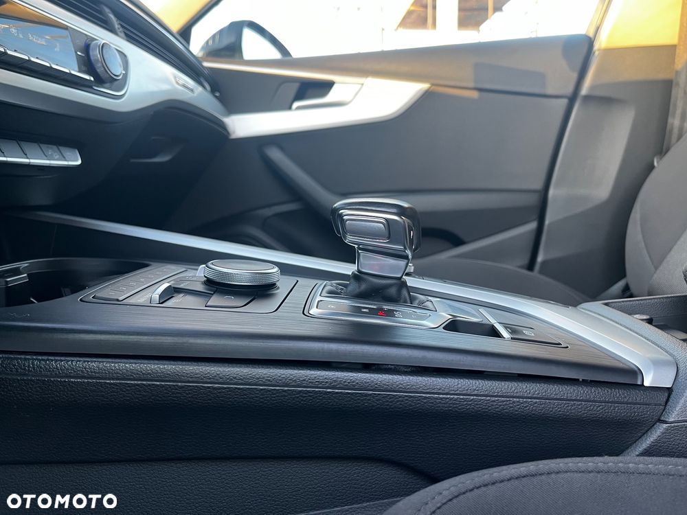 Audi A4 Allroad - 26