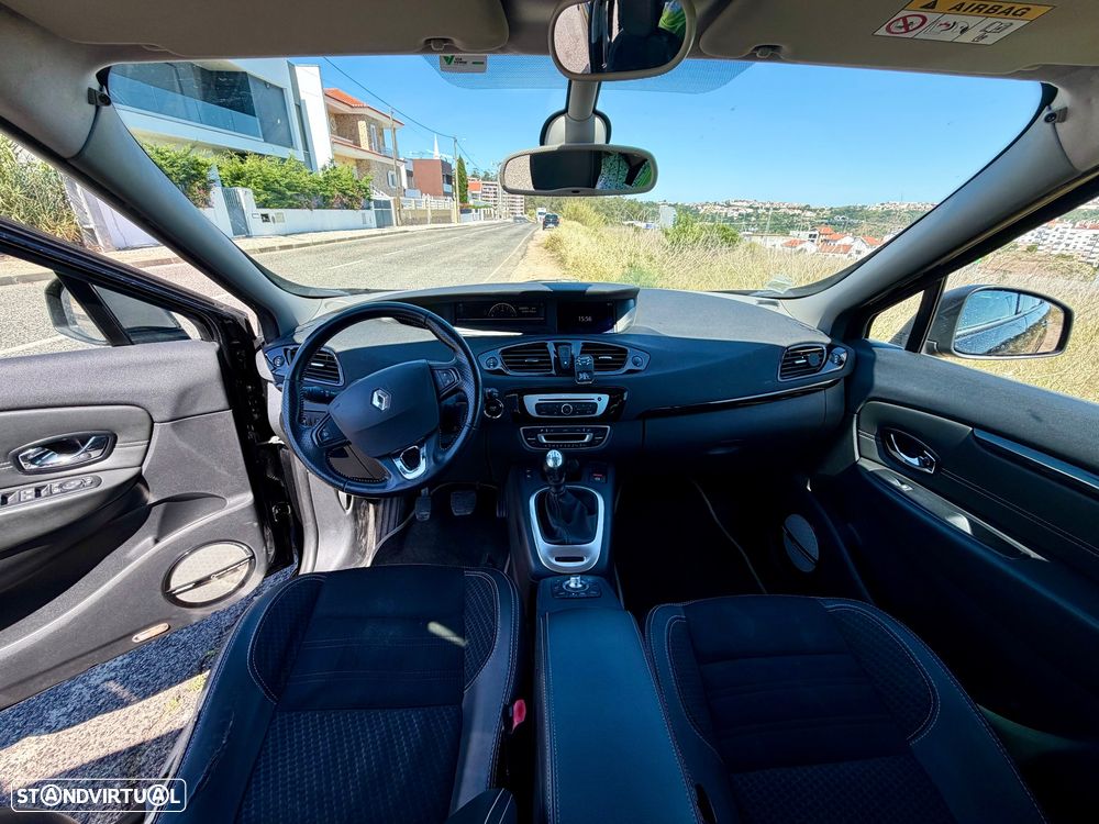 Renault Grand Scénic 1.5 dCi Bose Edition SS - 4