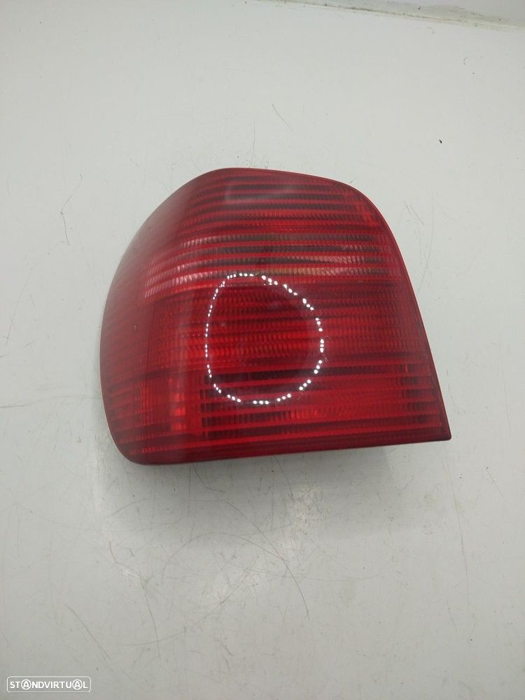 Farolim Stop Esq Volkswagen Polo (6N2) - 2