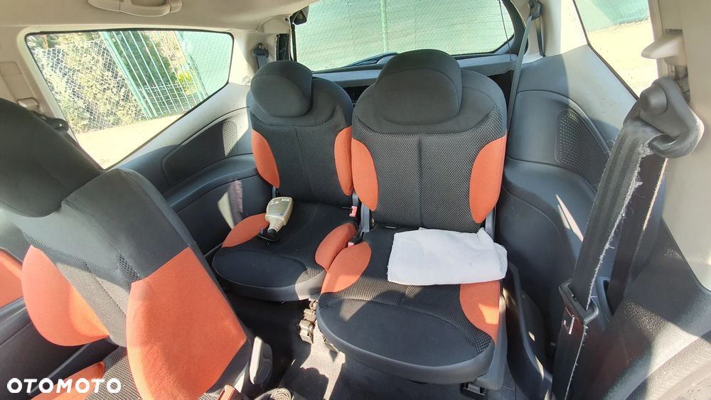 Citroën C2 1.4 HDi SX - 11