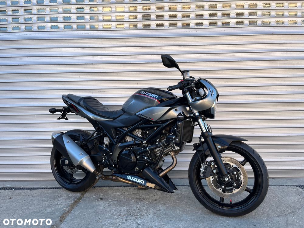 Suzuki SV - 25