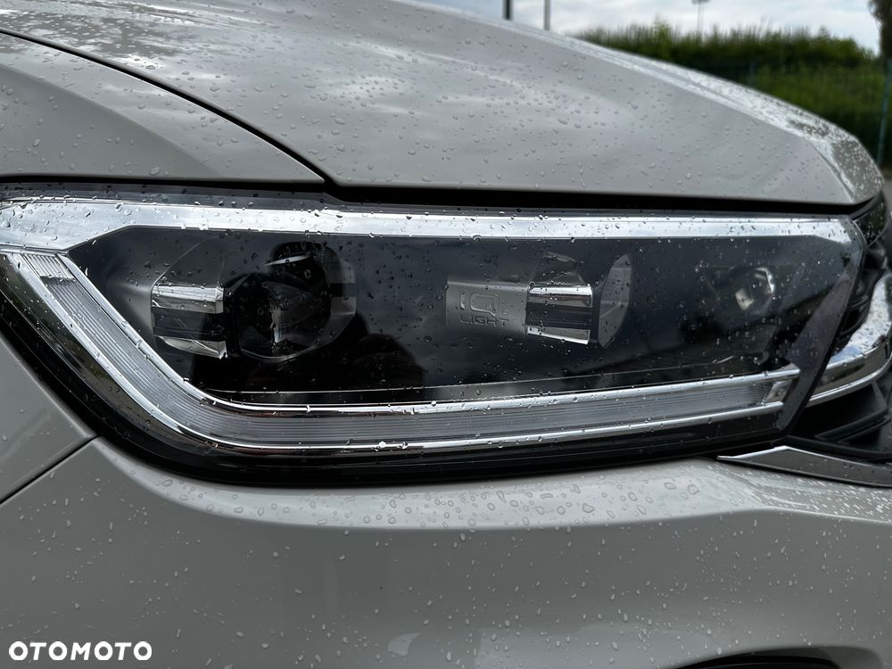 Volkswagen T-Roc 1.5 TSI Style - 9