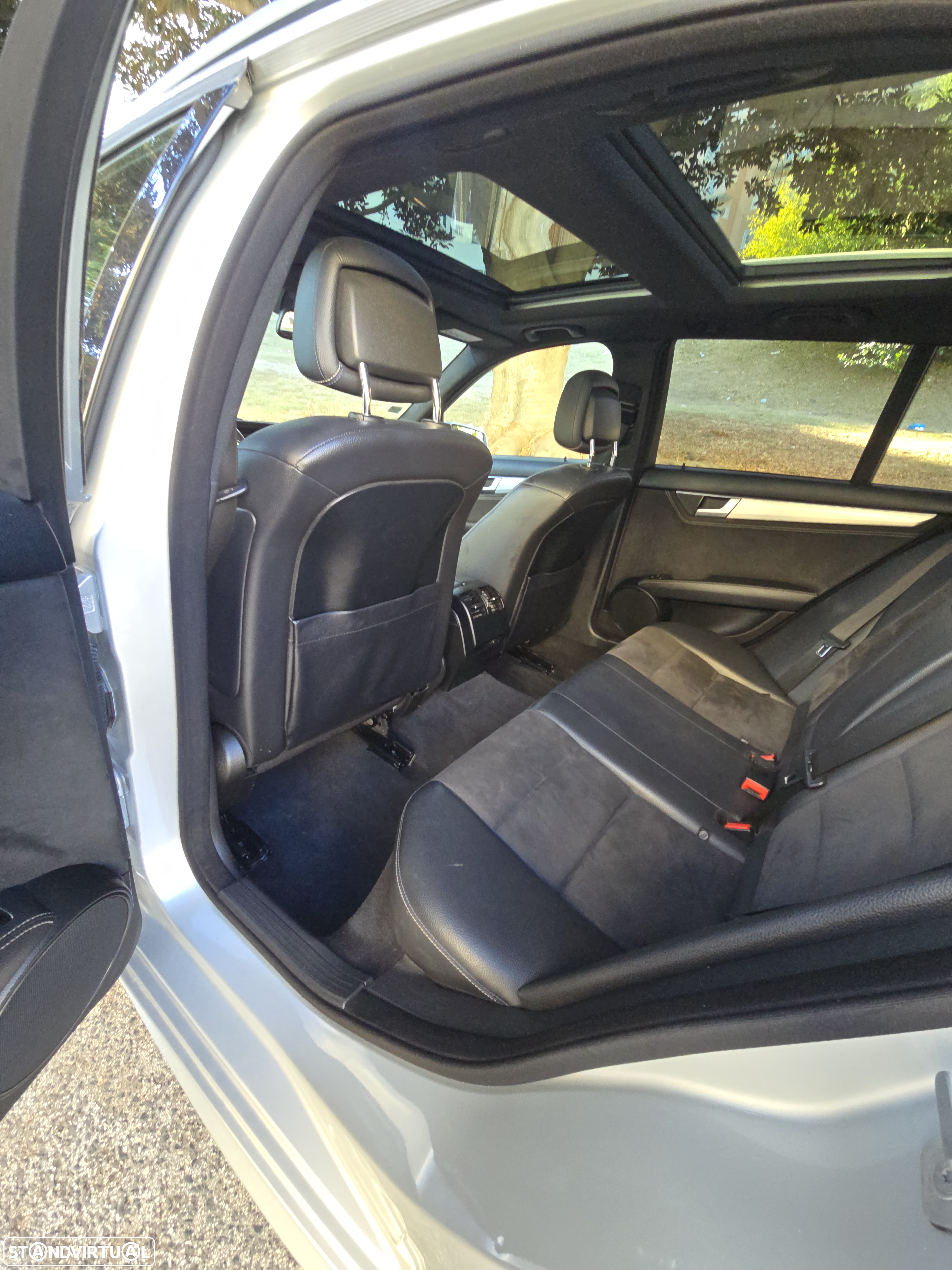 Mercedes-Benz C 220 BlueTEC AMG Line - 24