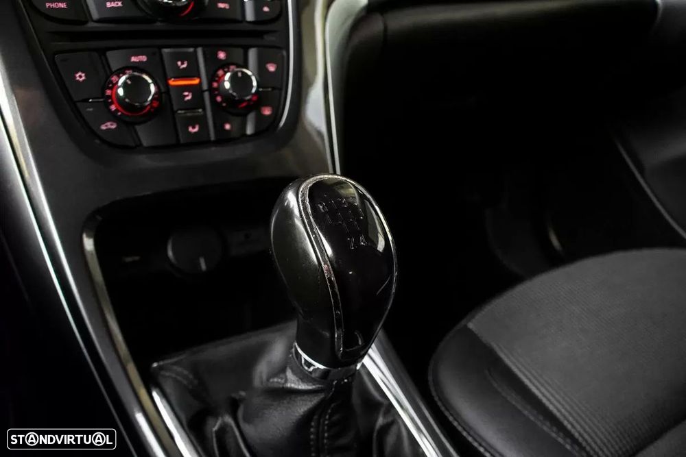 Opel Astra Sports Tourer - 17