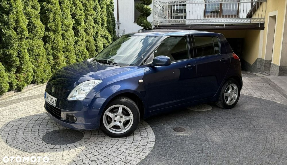 Suzuki Swift - 2