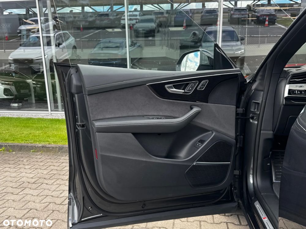 Audi Q8 TFSI e PHEV 360 kW Quattro Tiptronic - 13