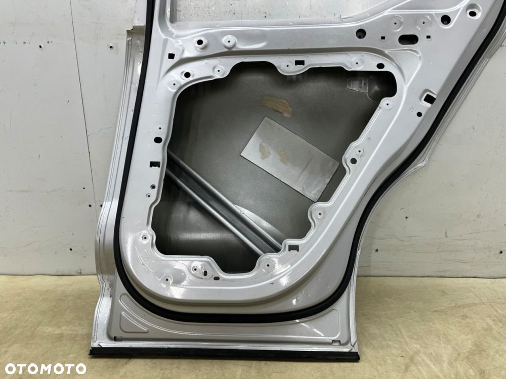 Drzwi Volvo XC40 17r.- prawe tylne prawy tył - 16