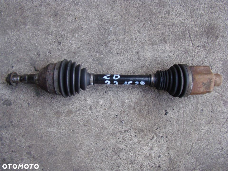 PÓŁOŚ PRAWA OPEL ZAFIRA B ASTRA 2.2 Z22YH AUTOMAT