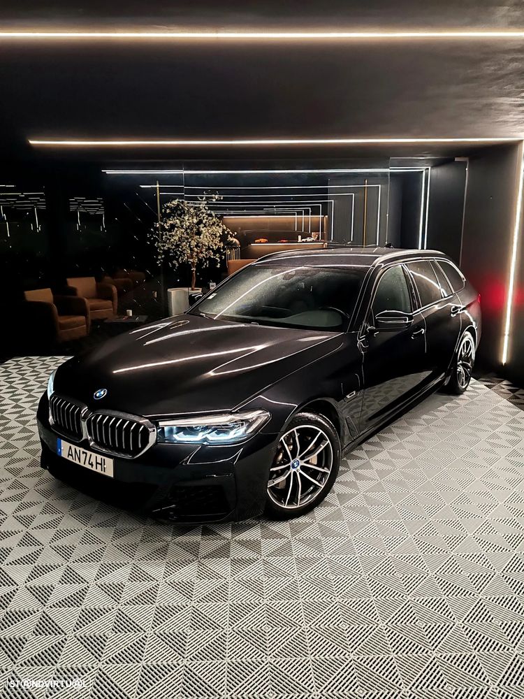 BMW 520 e Pack M - 2