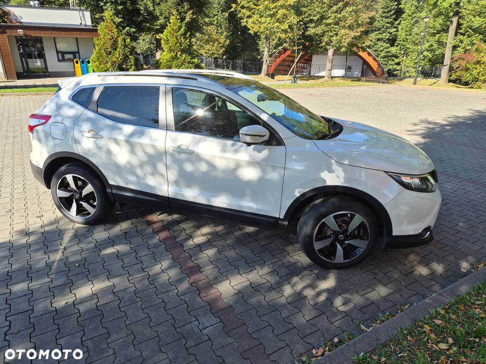 Nissan Qashqai 1.6 DIG-T 360 - 3