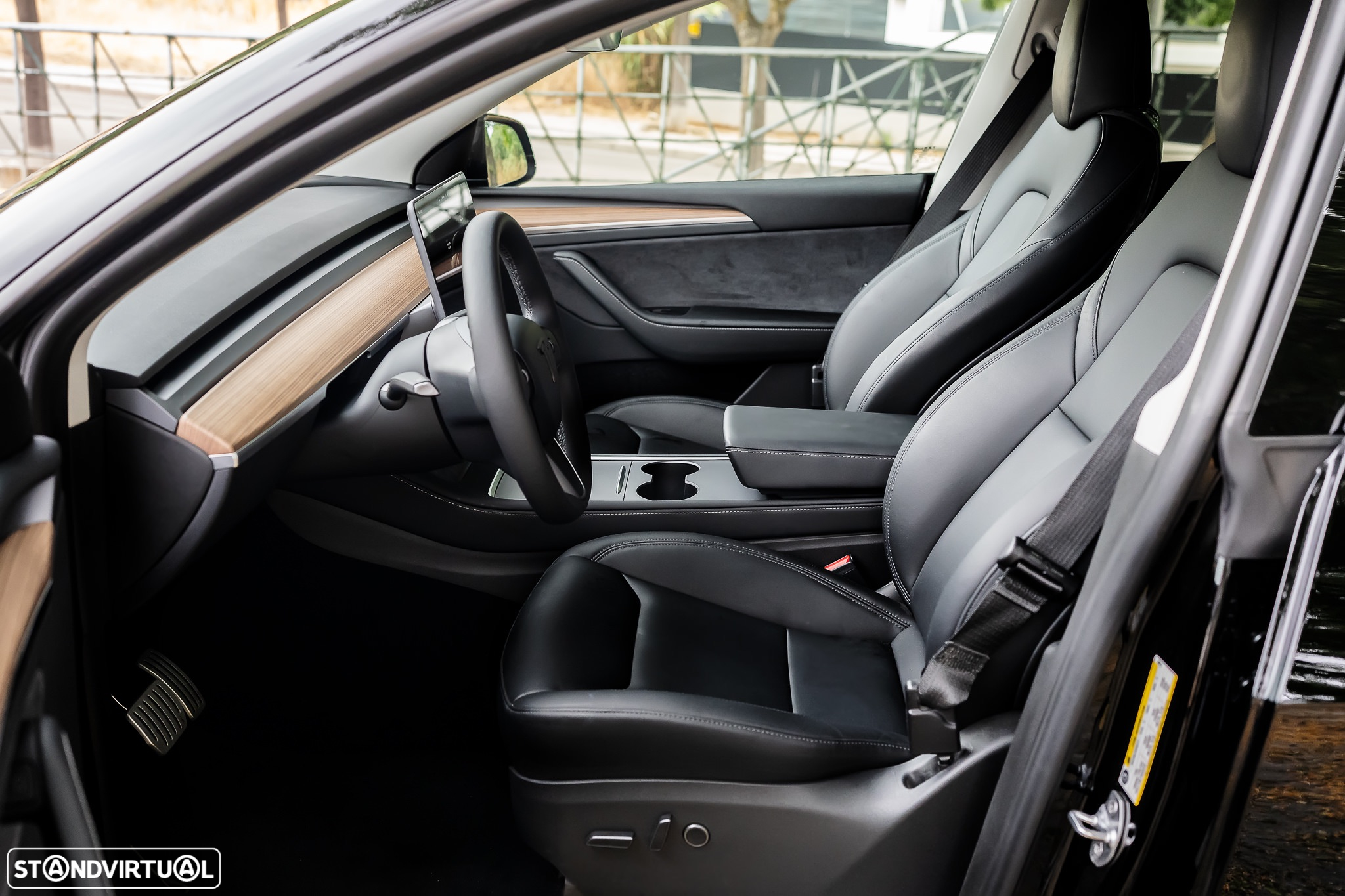 Tesla Model Y Performance Tração Integral - 11