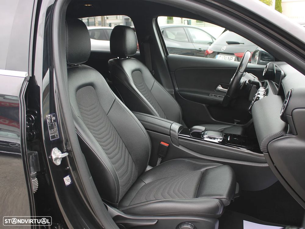 Mercedes-Benz A 250 e Style Plus - 13