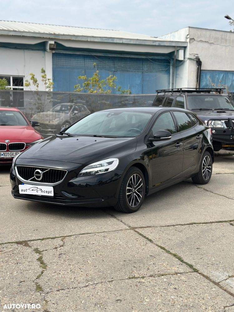 Volvo V40 D2 Aut. Summum - 2