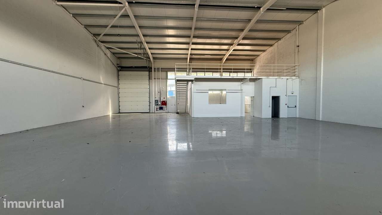 Pavilhão Industrial - Azurém, Guimarães - Grande imagem: 2/23