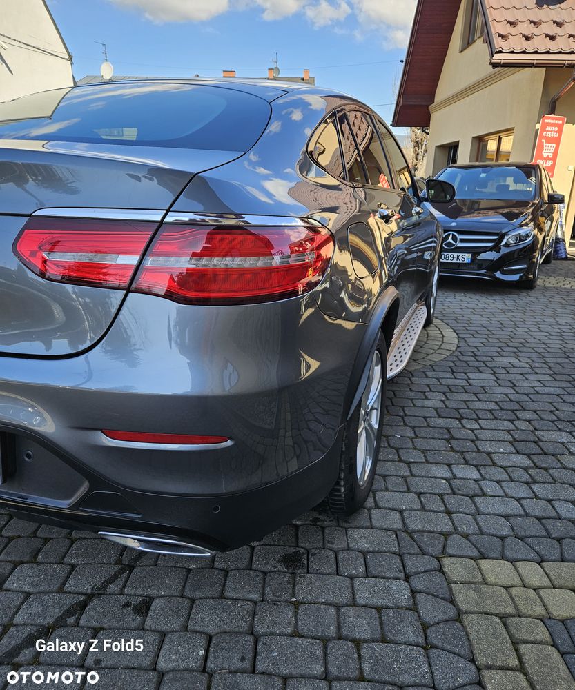 Mercedes-Benz GLC 250 d 4Matic 9G-TRONIC AMG Line - 13
