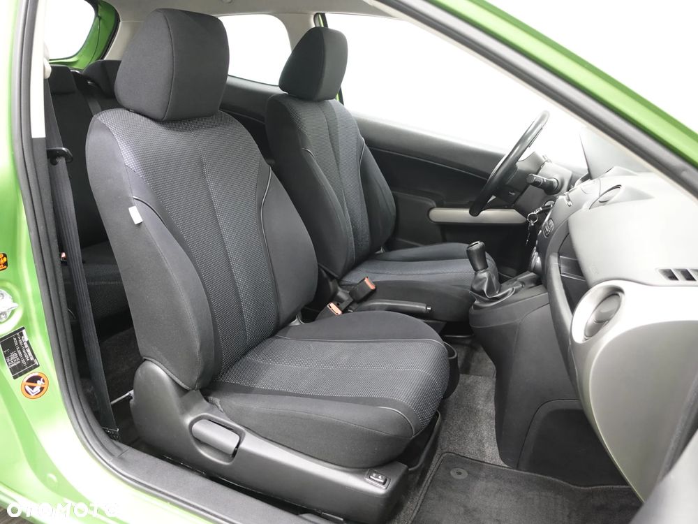 Mazda 2 - 28