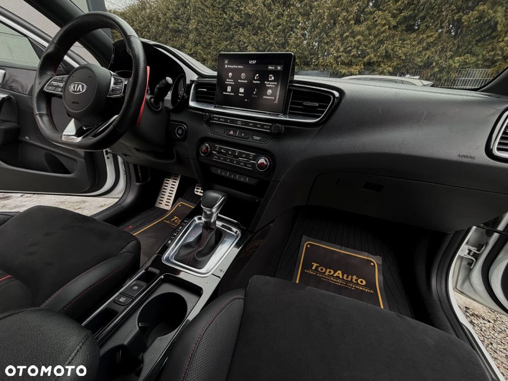 Kia ProCeed 1.6 T-GDI DCT7 OPF GT - 17