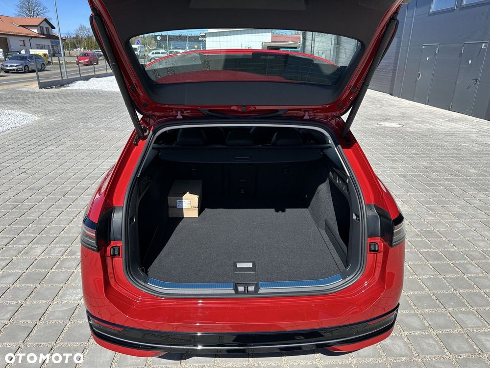 Volkswagen Passat - 18