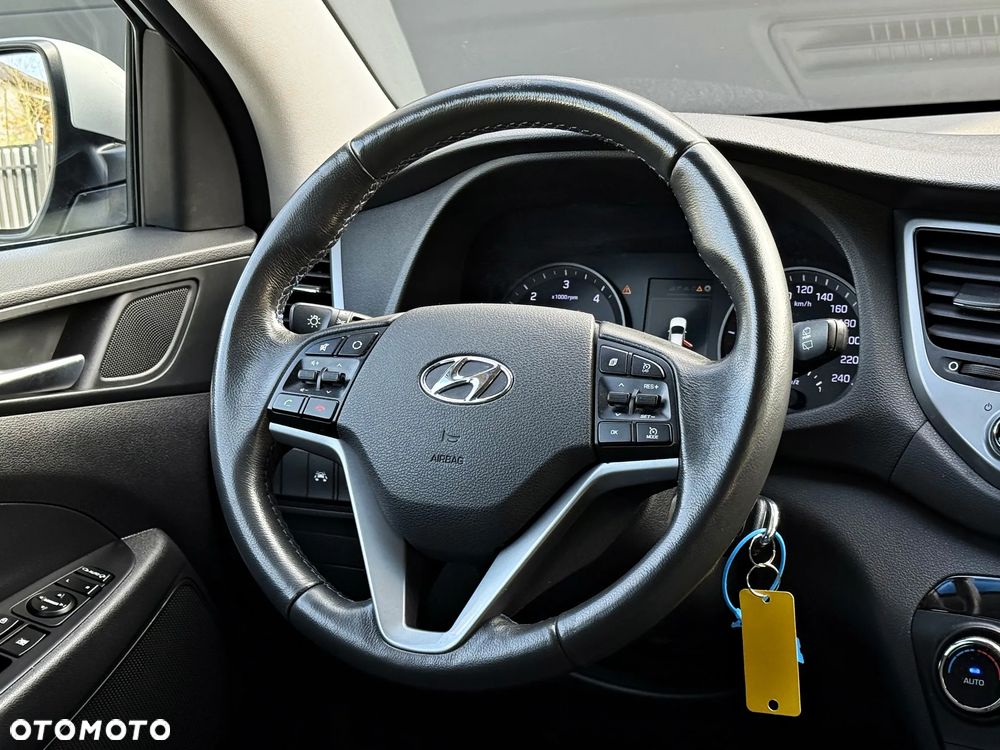 Hyundai Tucson blue 1.7 CRDi 2WD Style - 35