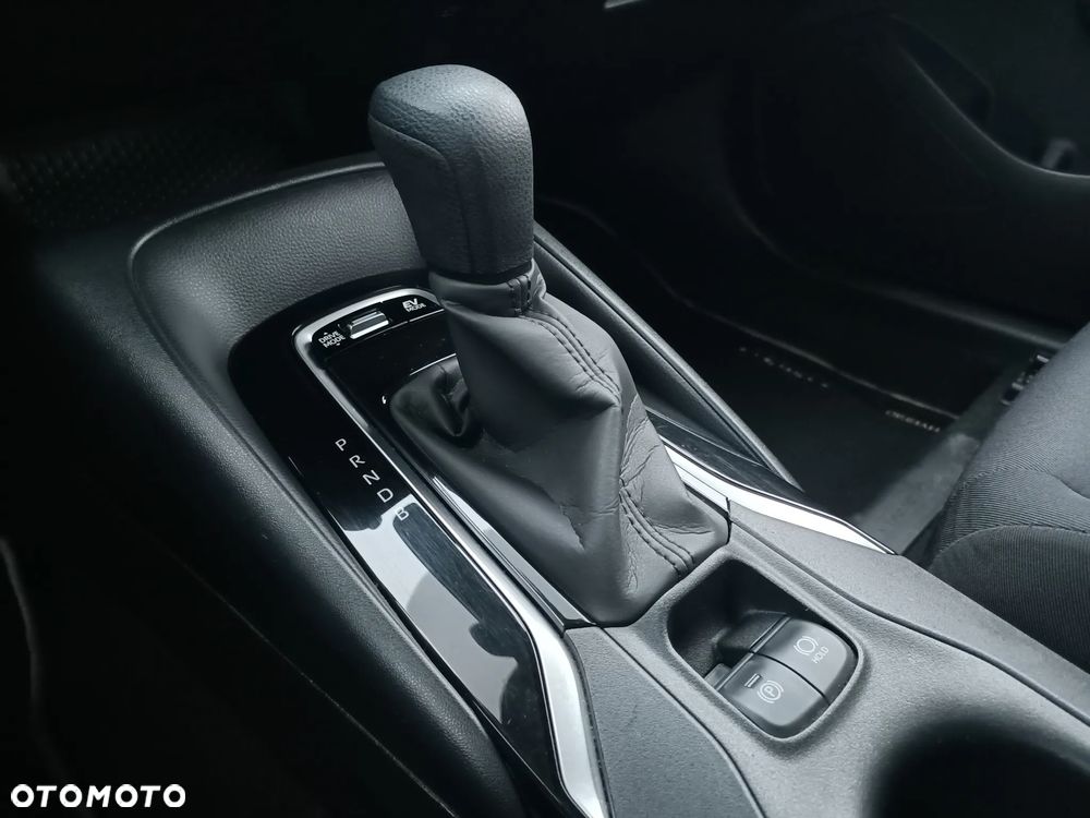 Toyota Corolla 1.8 Hybrid Active - 19