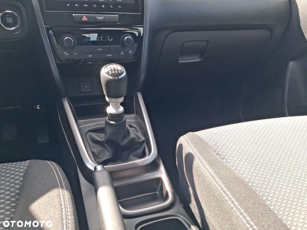 Suzuki Vitara 1.4 Boosterjet mHEV Premium 2WD - 27