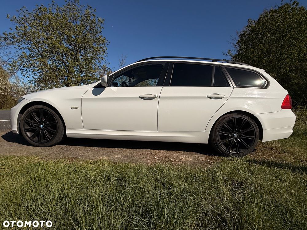 BMW Seria 3 318i - 2