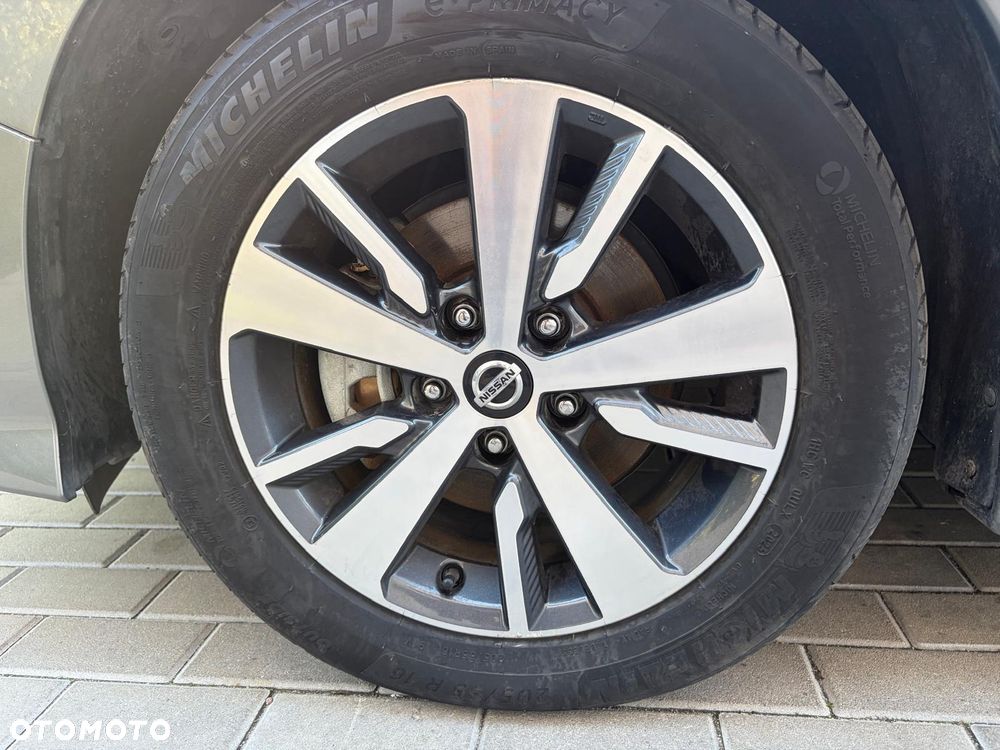 Nissan Leaf - 32