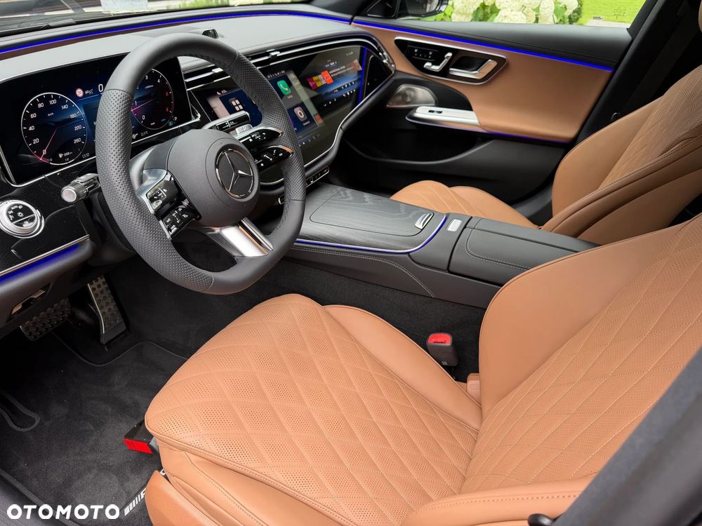 Mercedes-Benz Klasa E 220 d mHEV 4-Matic AMG 9G-Tronic - 14