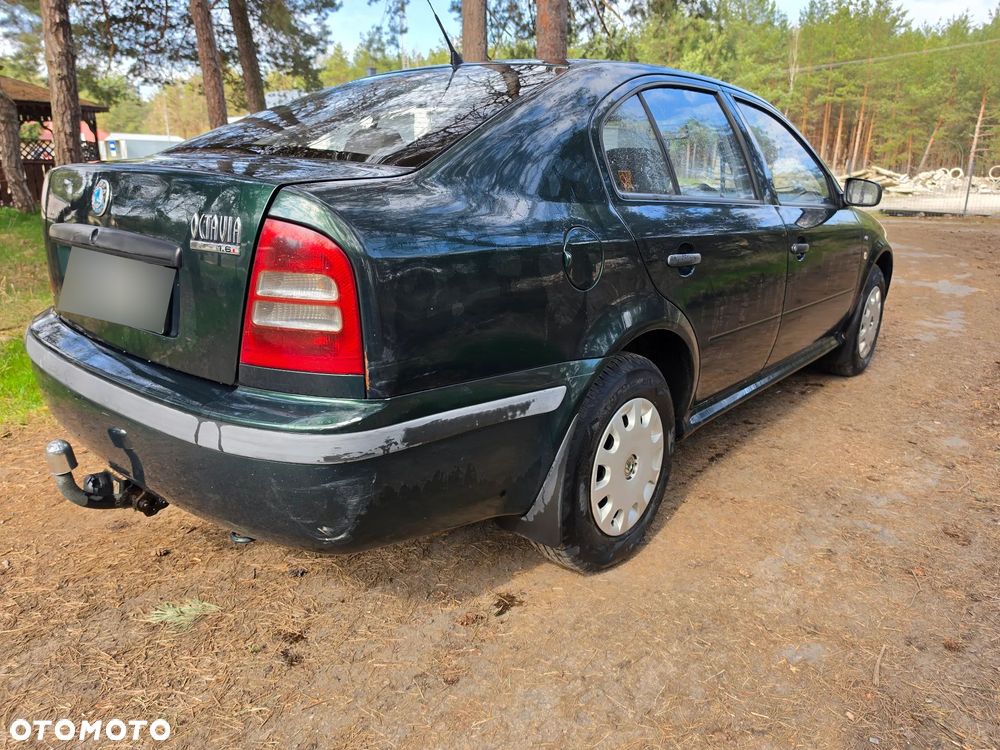 Skoda Octavia 1.6 Classic - 2
