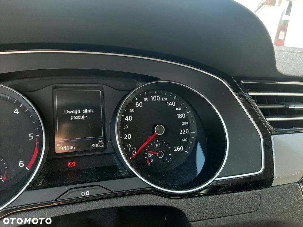 Volkswagen Passat 2.0 TDI EVO Business DSG - 22