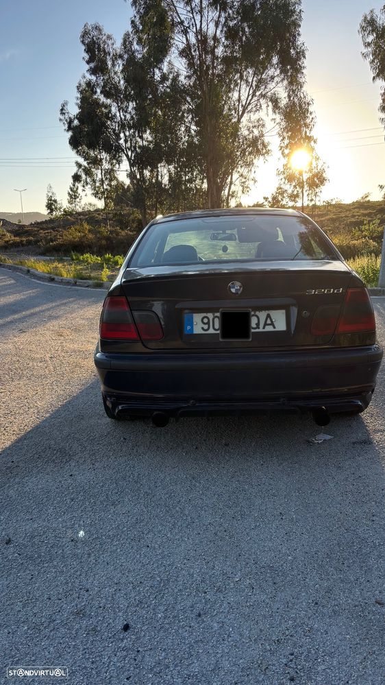 BMW 320 d - 4